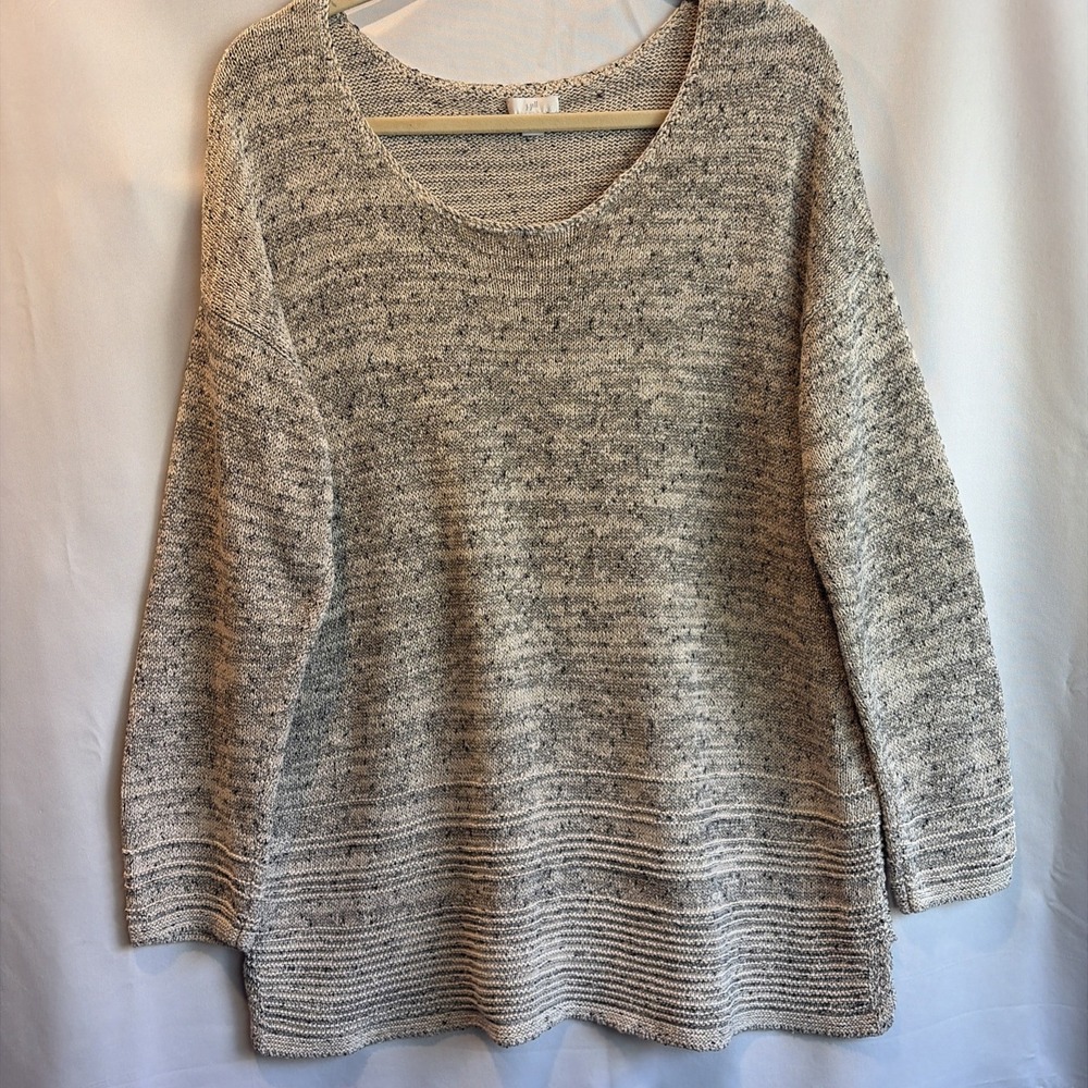 J. Jill Speckled Soft Marled Knit Tunic Sweater Size L Beige Grey Scoop Neck